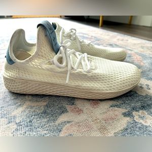 ADIDAS Pharrell Williams Tennis Hu Shoes in White Size 6M